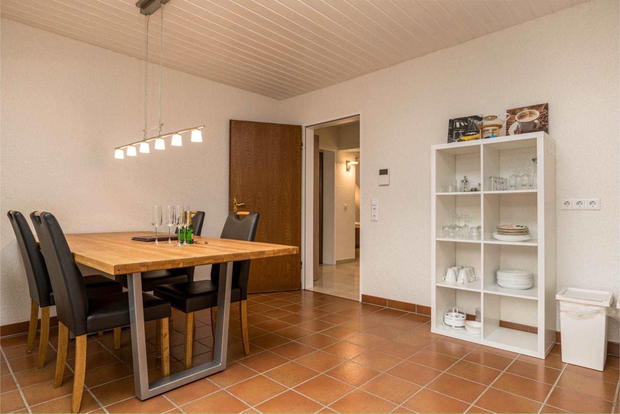 Riesling Appartement For 2 - 4 People - Billiards - Balcony With Mosel View - Parking - Wine Barrel Bar - Fully Equipped Kitchen - Netflix - Waiputv - 3 Km From Cochem Клоттен Экстерьер фото