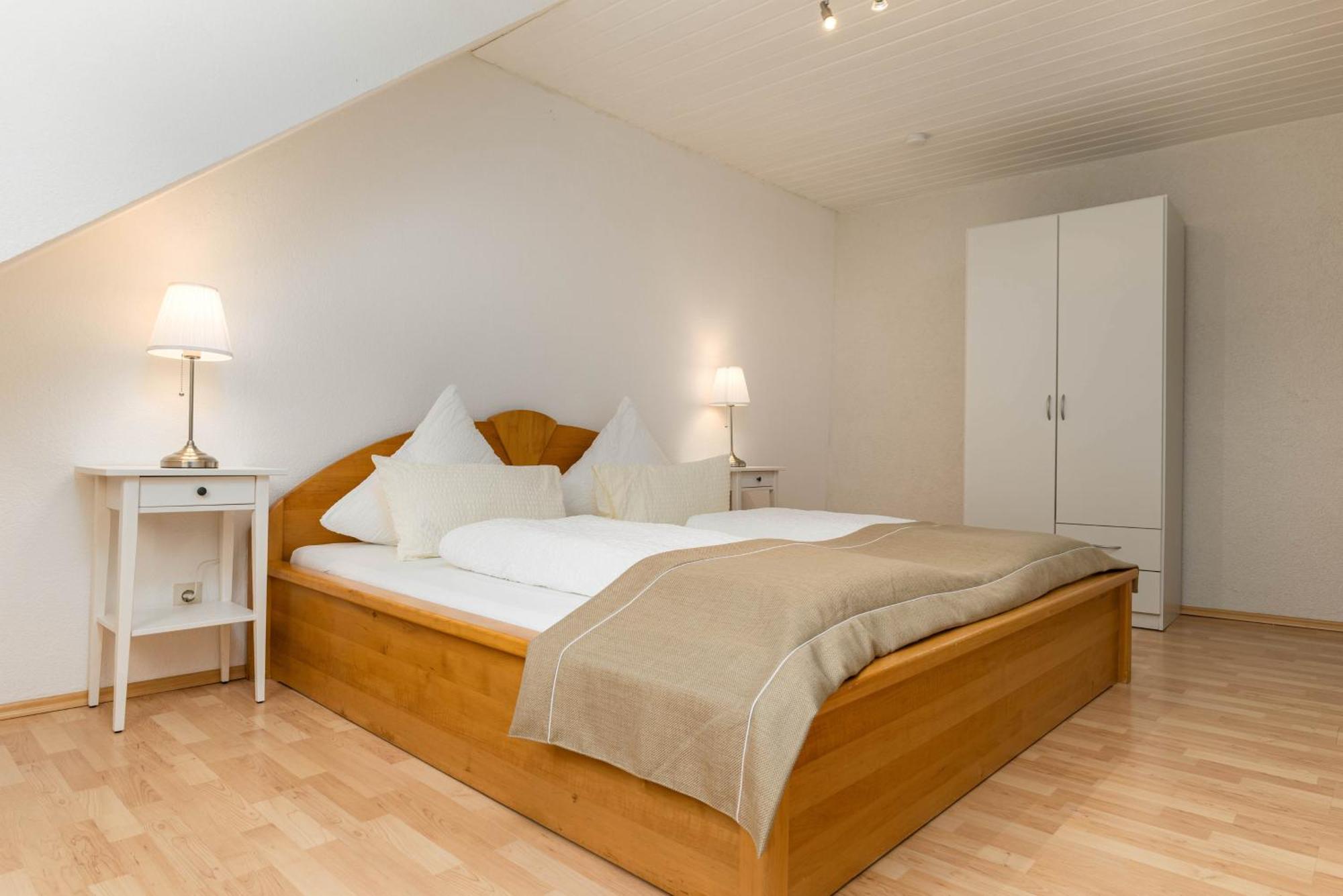 Riesling Appartement For 2 - 4 People - Billiards - Balcony With Mosel View - Parking - Wine Barrel Bar - Fully Equipped Kitchen - Netflix - Waiputv - 3 Km From Cochem Клоттен Экстерьер фото