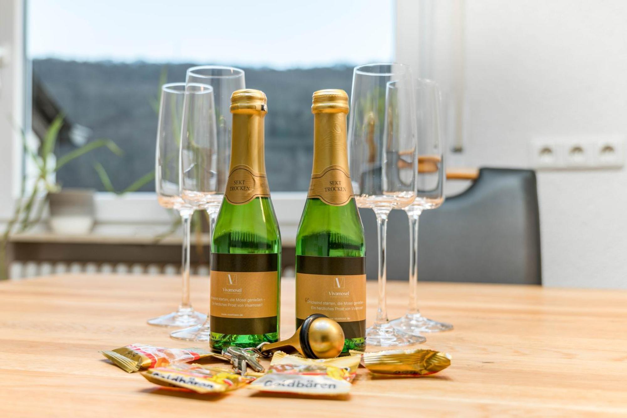 Riesling Appartement For 2 - 4 People - Billiards - Balcony With Mosel View - Parking - Wine Barrel Bar - Fully Equipped Kitchen - Netflix - Waiputv - 3 Km From Cochem Клоттен Экстерьер фото